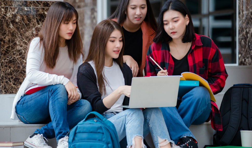 Video giới thiệu Rô Hoàng Đế